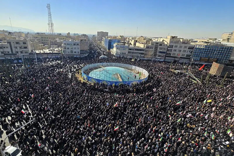 Véu e Visão: Narrativas de Shaikh expõem controle da mídia no Irã
