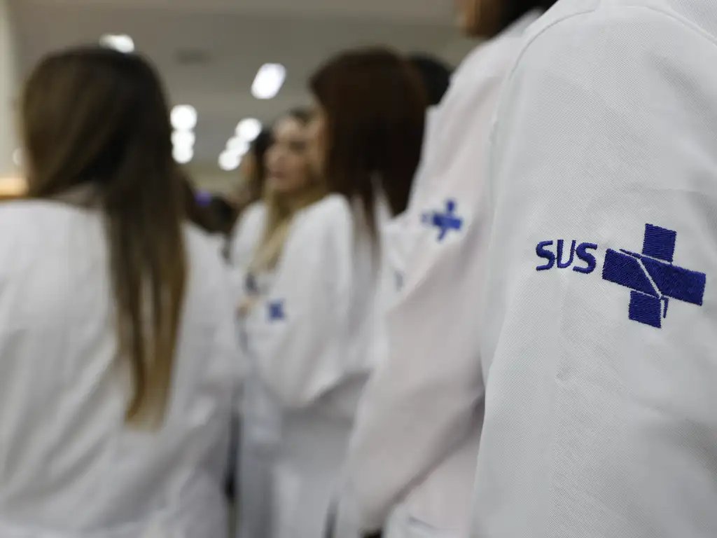 Diagnóstico tardio em saúde: criador do Mais Médicos alerta sobre perda da cura