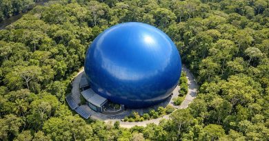 Esfera azul na Amazônia: Planetário revoluciona ciência no Brasil