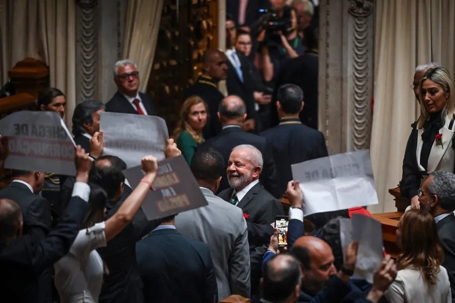 Lula e Portugal: Cidadania de brasileiros em xeque