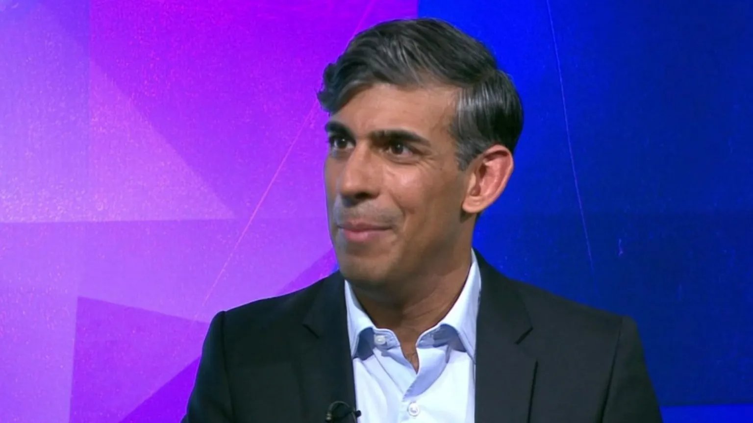 Consultor da Microsoft diz que IA achata mercado de trabalho para jovens