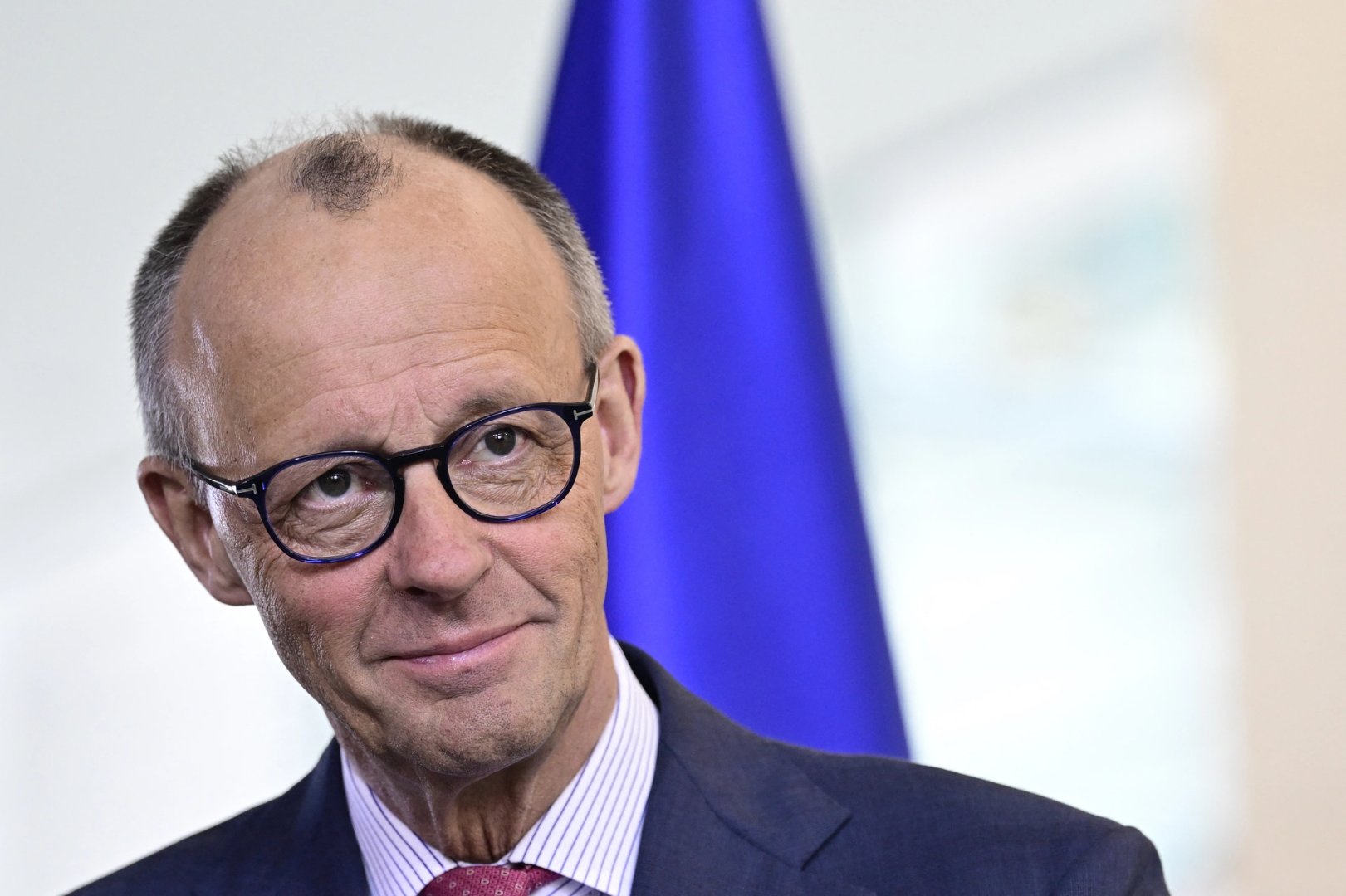 Trump ataca Merz e questiona estratégia de guerra no Irã