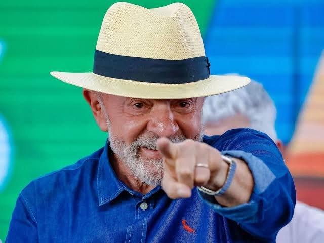 Congresso derruba veto e abre brecha para penas de condenados de 8 de janeiro
